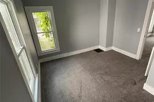 284 3rd St NW, Barberton, OH 44203 - Photo 8