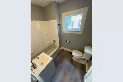 284 3rd Street NW, Barberton, OH 44203 - Photo 10