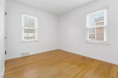 2504 Clayton Drive, Akron, OH 44319 - Photo 20