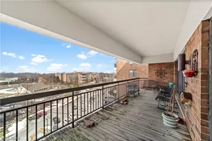 27500 Cedar Rd, Beachwood, OH 44122 - Photo 14