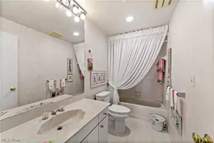 27500 Cedar Rd, Beachwood, OH 44122 - Photo 24