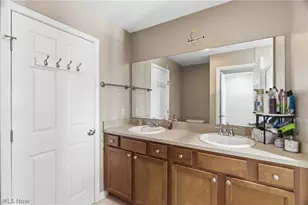 323 Arizona Ave, Lorain, OH 44052 - Photo 26