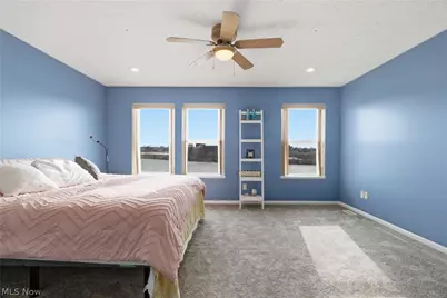 323 Arizona Avenue, Lorain, OH 44052 - Photo 24