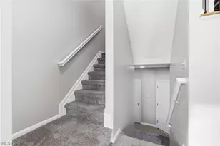 323 Arizona Ave, Lorain, OH 44052 - Photo 20