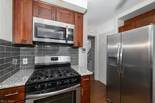 3699 Bainbridge Rd, Loveland, OH 44118 - Photo 12