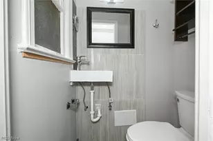 3699 Bainbridge Rd, Loveland, OH 44118 - Photo 16