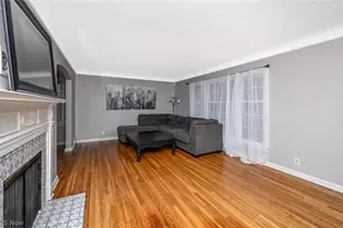 3699 Bainbridge Rd, Loveland, OH 44118 - Photo 4