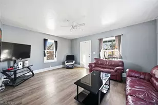 3323 Dallas Ave, Lorain, OH 44055 - Photo 4