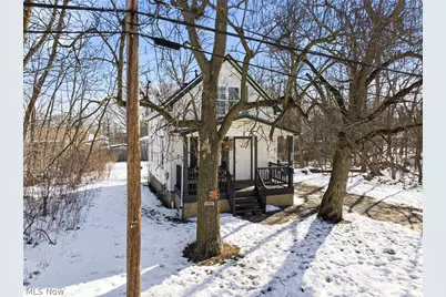 3323 Dallas Avenue, Lorain, OH 44055 - Photo 12