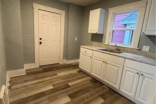 1332 Highbrook St, Akron, OH 44301 - Photo 2