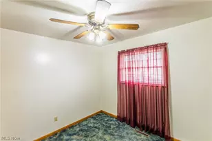 1587 Lois St, Belpre, OH 45714 - Photo 24