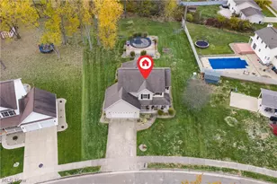 268 Schoenbrunn Dr NE, New Philadelphia, OH 44663 - Photo 2