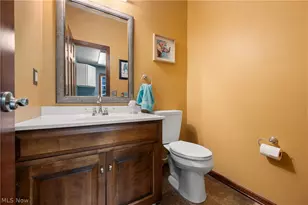 268 Schoenbrunn Dr NE, New Philadelphia, OH 44663 - Photo 18