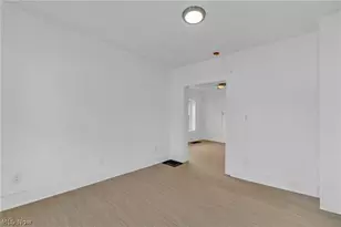 1139 E 74th St, Loveland, OH 44103 - Photo 6