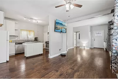 104 S Cedar Street, Geneva, OH 44041 - Photo 6