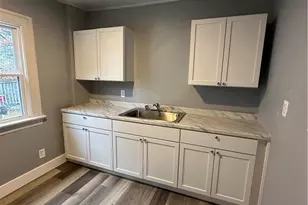 1655 Manchester Rd, Akron, OH 44314 - Photo 4