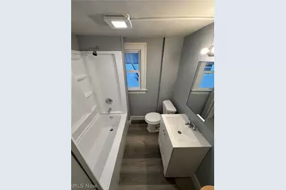 1655 Manchester Road, Akron, OH 44314 - Photo 2