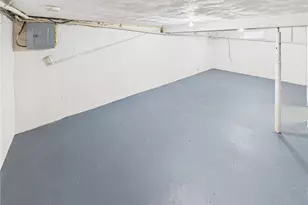 56 N Meadowlark Dr, Williamstown, WV 26187 - Photo 14