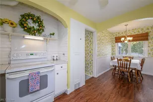 2374 Roth Dr, Cuyahoga Falls, OH 44221 - Photo 20