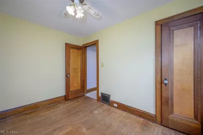 2374 Roth Drive, Cuyahoga Falls, OH 44221 - Photo 30