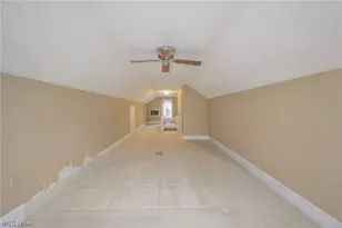 2374 Roth Dr, Cuyahoga Falls, OH 44221 - Photo 34