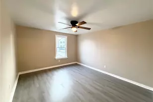 1209 Courtland Rd, Weirton, WV 26062 - Photo 12