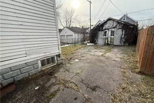 2912 E 119th St, Loveland, OH 44120 - Photo 2