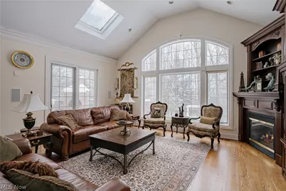 2140 County Line Road, Gates Mills, OH 44040 - Photo 8