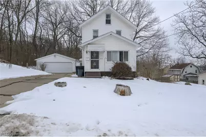 603 Indian Trail, Akron, OH 44314 - Photo 2