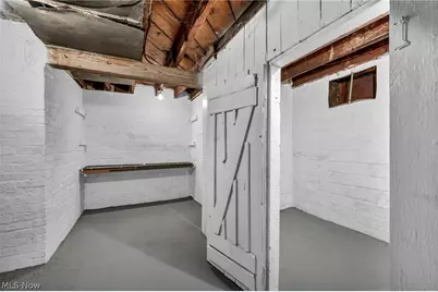 18405 Windward Road, Loveland, OH 44119 - Photo 36