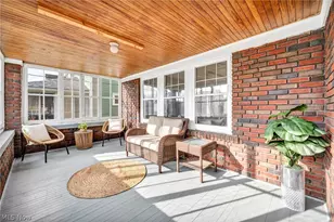 18405 Windward Rd, Loveland, OH 44119 - Photo 6