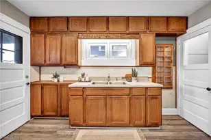 18405 Windward Rd, Loveland, OH 44119 - Photo 18