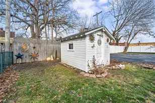 18405 Windward Rd, Loveland, OH 44119 - Photo 42