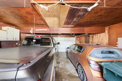 10684 Dot Avenue NE, Alliance, OH 44601 - Photo 40