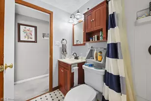 10684 Dot Ave NE, Alliance, OH 44601 - Photo 16