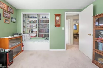 10684 Dot Avenue NE, Alliance, OH 44601 - Photo 30