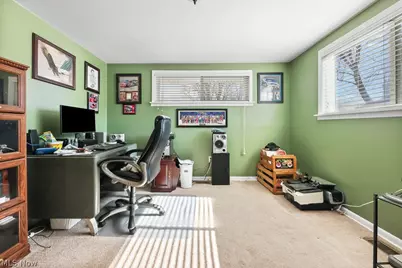 10684 Dot Avenue NE, Alliance, OH 44601 - Photo 28