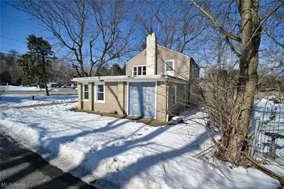 3613 Manchester Road, Coventry, OH 44319 - Photo 38