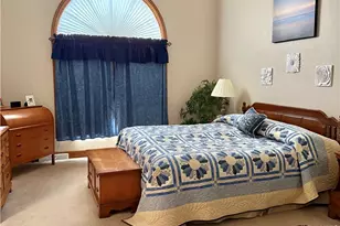 49281 Eagle Dr, East Liverpool, OH 43920 - Photo 12