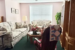 49281 Eagle Dr, East Liverpool, OH 43920 - Photo 8