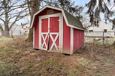 2614 Fletcher Avenue NE, Canton, OH 44705 - Photo 22