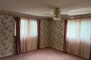 213 E 27th St, Dover, OH 44622 - Photo 18
