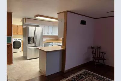 213 E 27th Street, Dover, OH 44622 - Photo 4