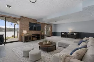 4387 Point Comfort Dr, New Franklin, OH 44319 - Photo 38