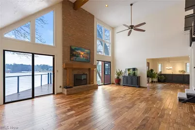 4387 Point Comfort Drive, Akron, OH 44319 - Photo 6