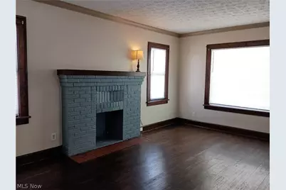 212 Curry Place, Youngstown, OH 44504 - Photo 4