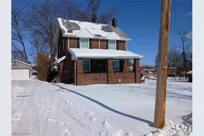 212 Curry Place, Youngstown, OH 44504 - Photo 1