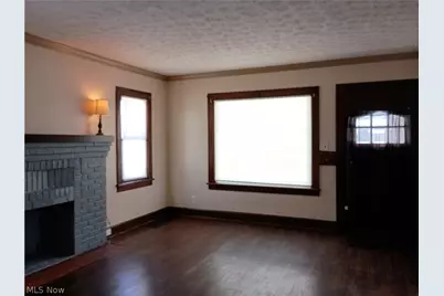 212 Curry Place, Youngstown, OH 44504 - Photo 10