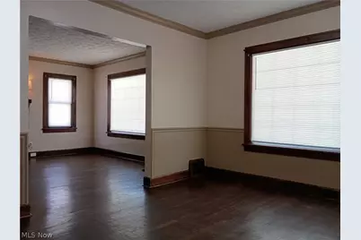 212 Curry Place, Youngstown, OH 44504 - Photo 12