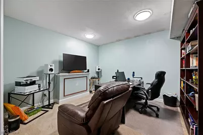 2828 Steelwood Circle, Akron, OH 44312 - Photo 40